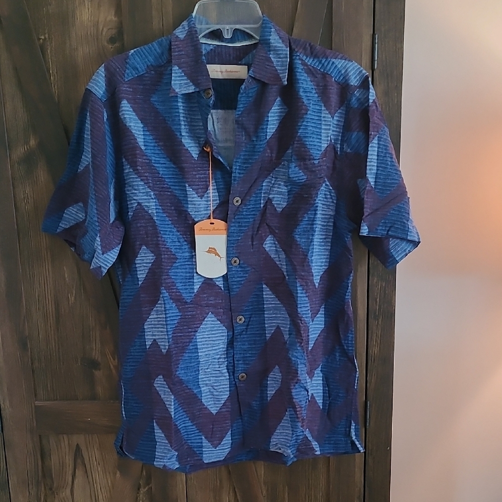 Tommy Bahama Blue and Purple Casual Button Down Shirt